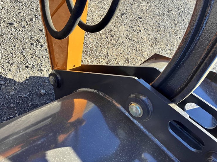 2020-case-580n-image-18