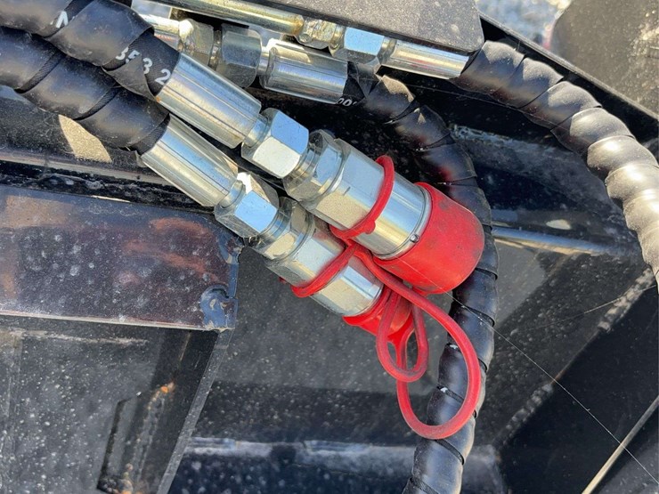 72-in-multi-purpose-skid-steer-bucket-image-7