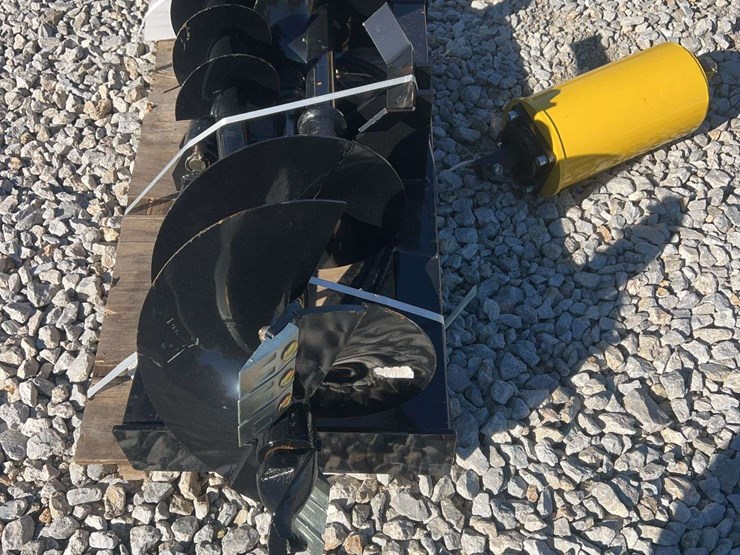 mini-excavator-8”-alloy-auger-with-12”-and-16”-auger-rods-image-3