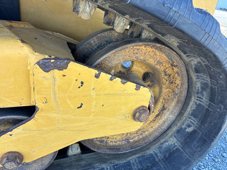 2018-caterpillar-259d-image-14