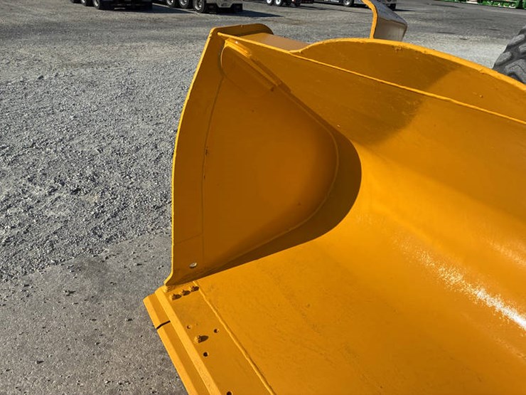 #122215-•-2019-jd-524l-#1dw524lzekf700961-image-12