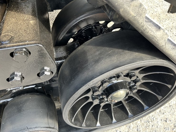 2013-case-ih-steiger-550-hd-image-53