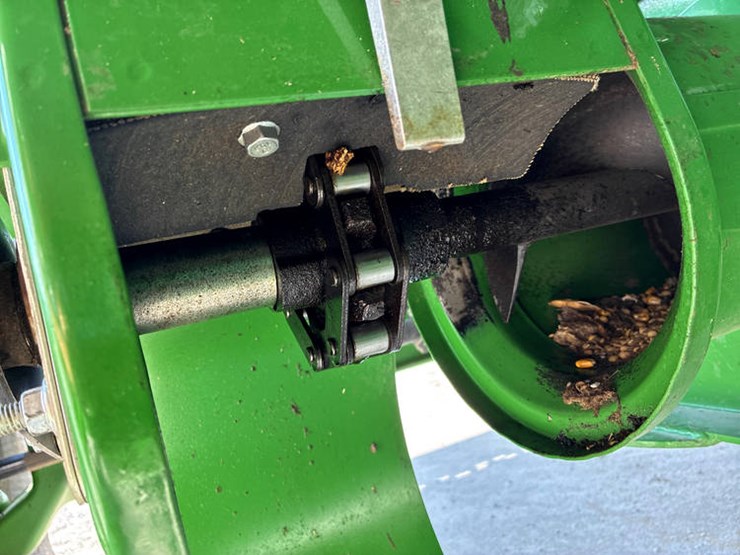 2023-john-deere-s780-image-92