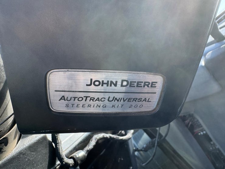 john-deere-11-image-44