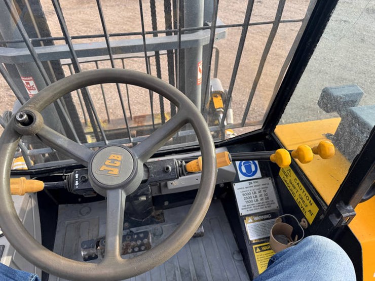 1999-jcb-930-image-13