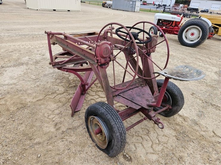 #3116-•-pull-type-road-grader-image-3