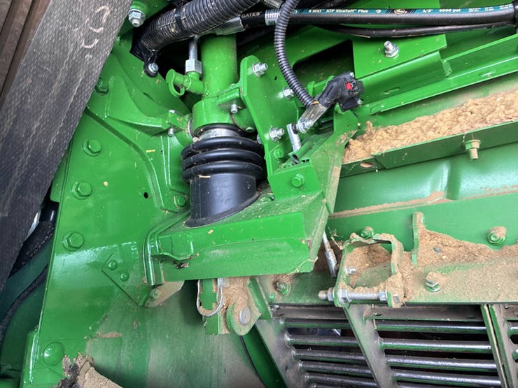 2023-john-deere-s780-image-79