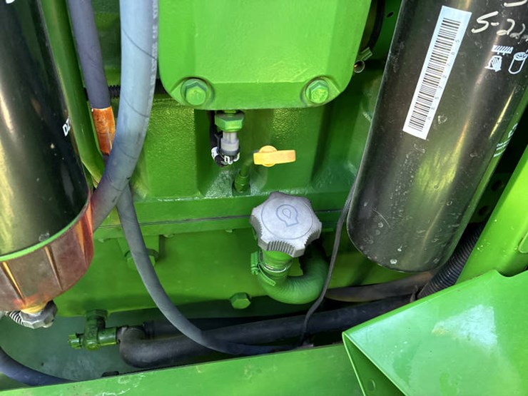 2010-john-deere-2010-image-95