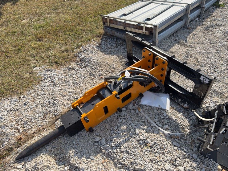 skid-steer-breaker-hammer-image-1