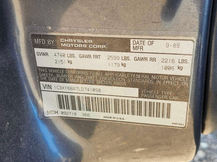 1990-chrysler-new-yorker-fifth-avenue-image-53