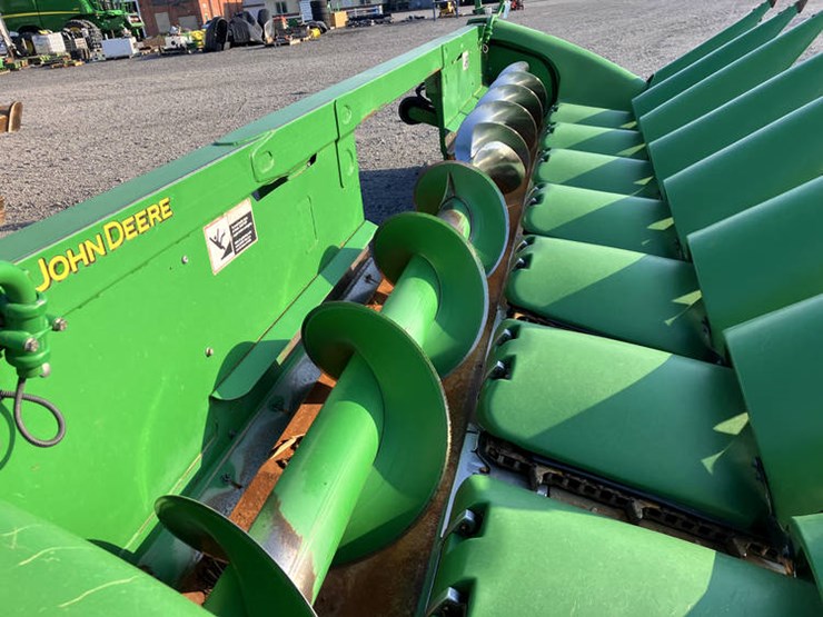 2013-john-deere-608c-image-13