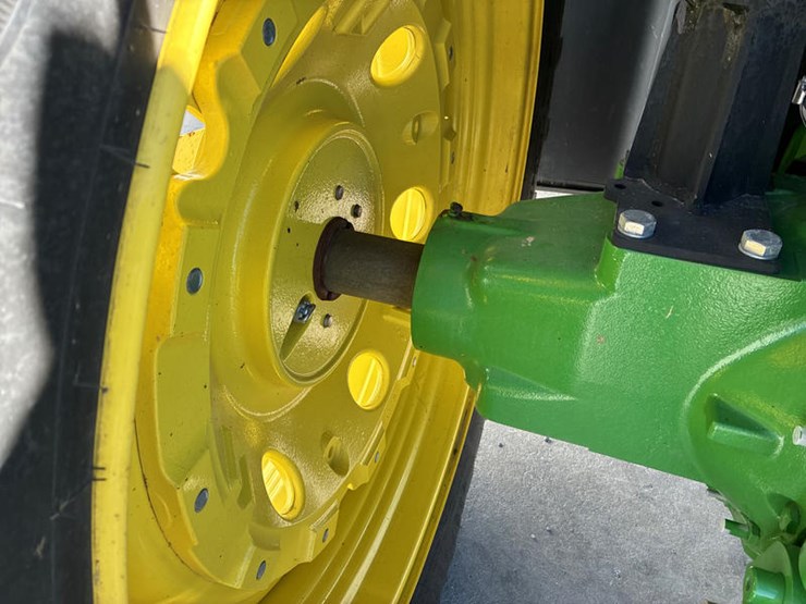 2023-john-deere-6175m-image-60