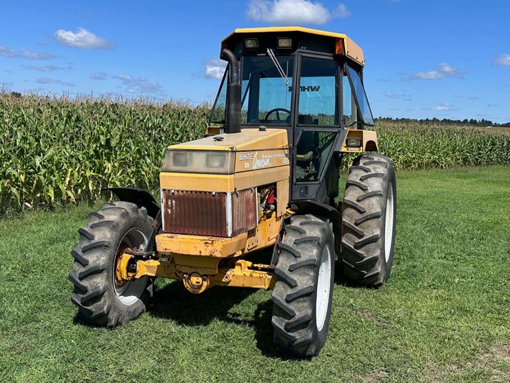 white-american-80-image-3