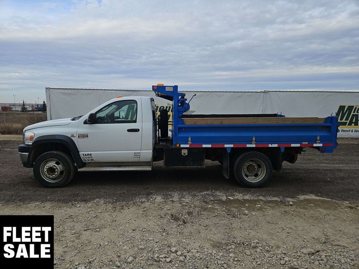 2008-dodge-ram-5500-image-21