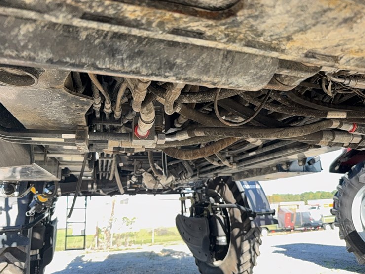 2023-case-ih-4350-patriot--sprayer-image-91