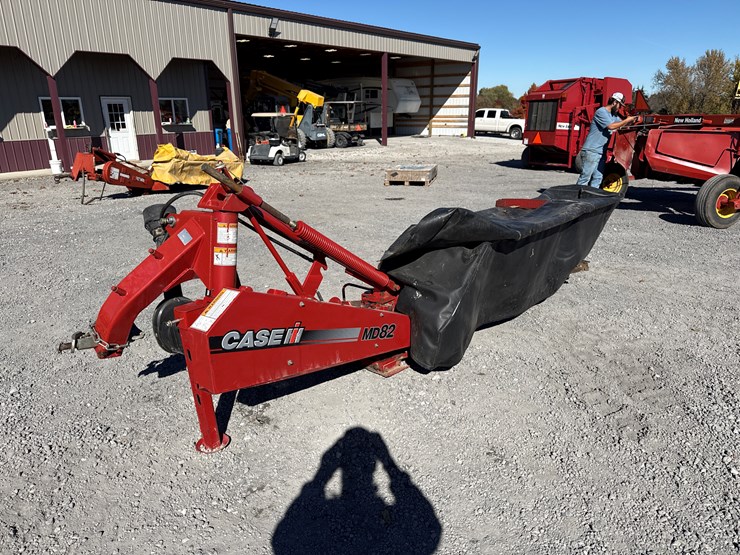 case-ih-md82-image-3