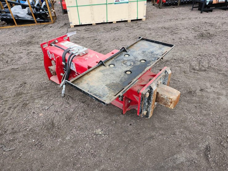 universal-impact-tech-inc.-hd3700-hurricane-breaker-skid-attachment-image-2