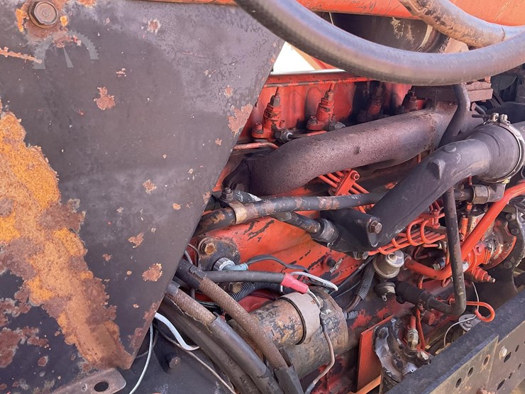 allis-chalmers-7020-image-12