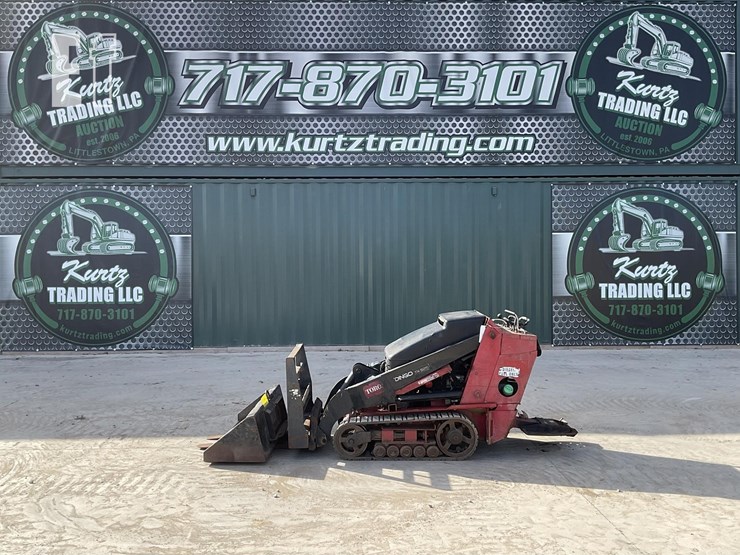 2010-toro-dingo-tx525n-image-1