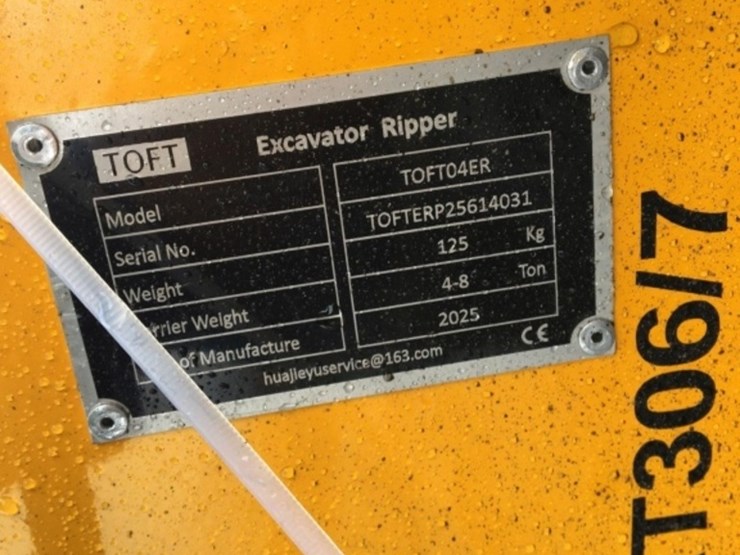 caterpillar-305-image-3