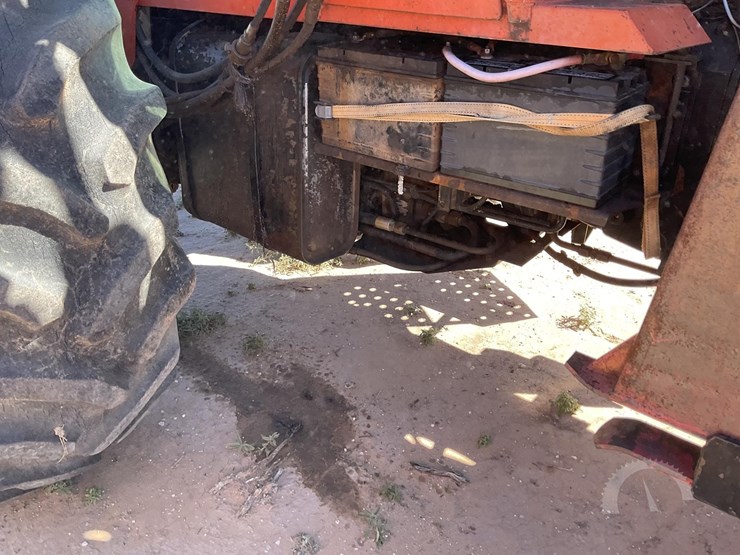 allis-chalmers-7020-image-7