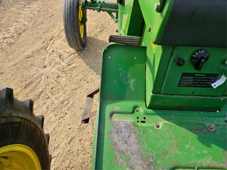 john-deere-2520-image-20