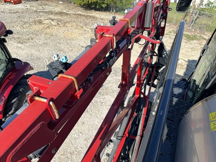 2023-case-ih-4350-patriot--sprayer-image-157