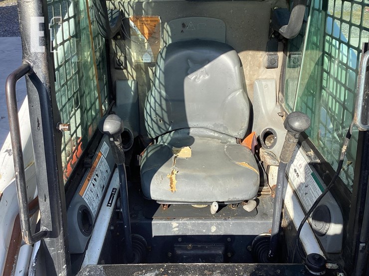 2006-bobcat-t190-image-15