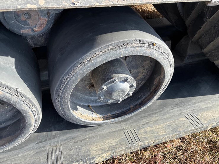 #114632-•-cat-85e-#6js00405-image-46