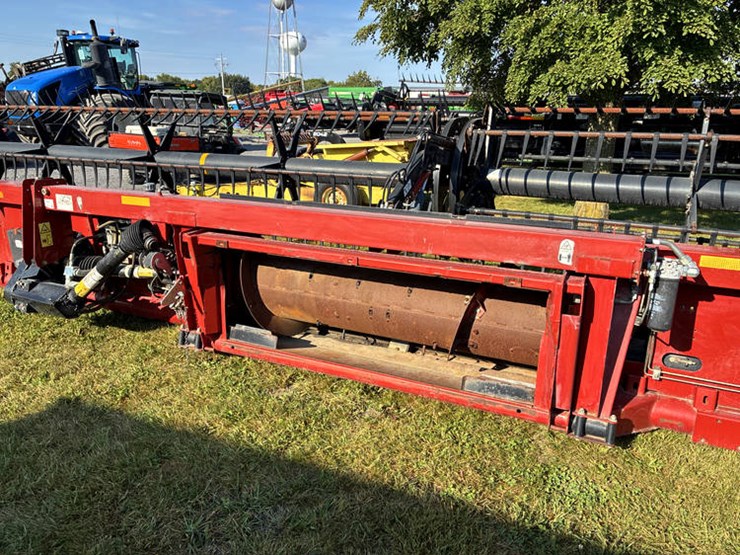 2015-case-ih-3162-image-29