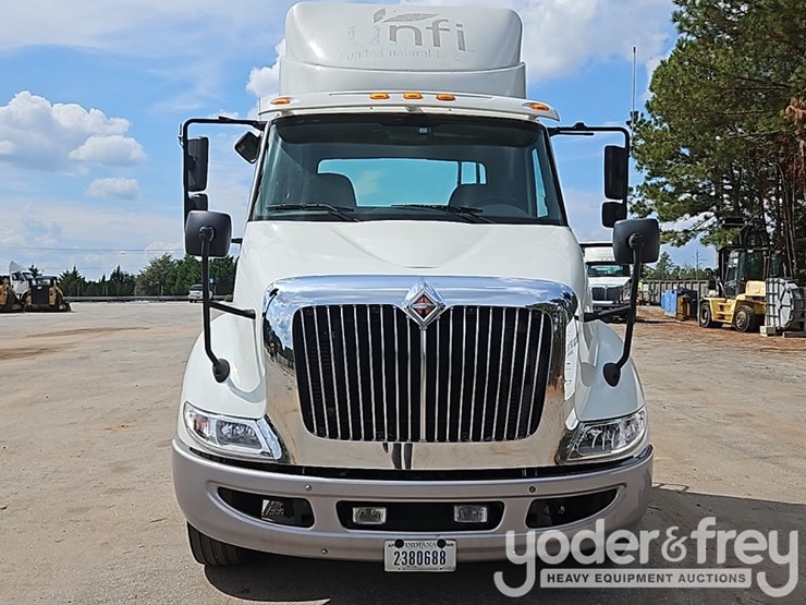 2017-international-8600-image-5