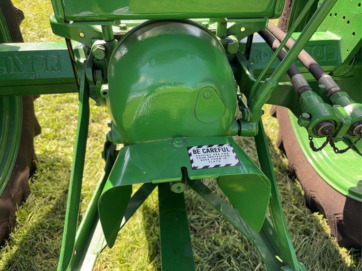 oliver-super-88-image-75