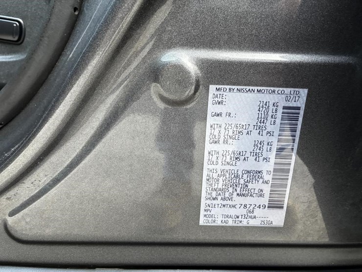 2017-nissan-rogue-image-16