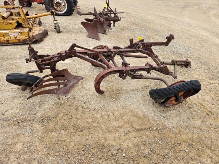 #3102-•-2-btm-pull-plow-frame-image-6