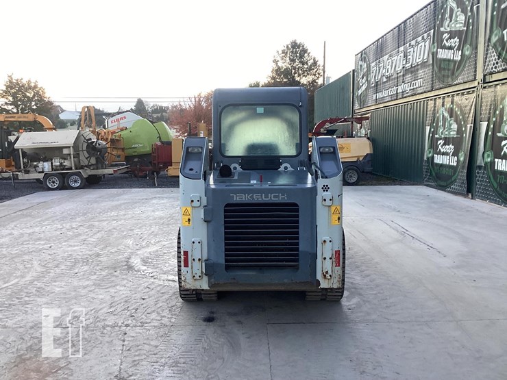 2016-takeuchi-tl8-image-3