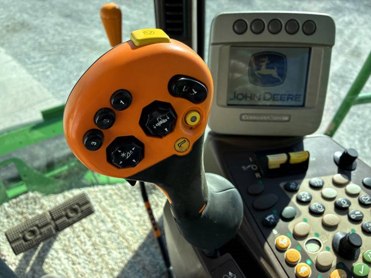 2009-john-deere-9770-sts-image-100