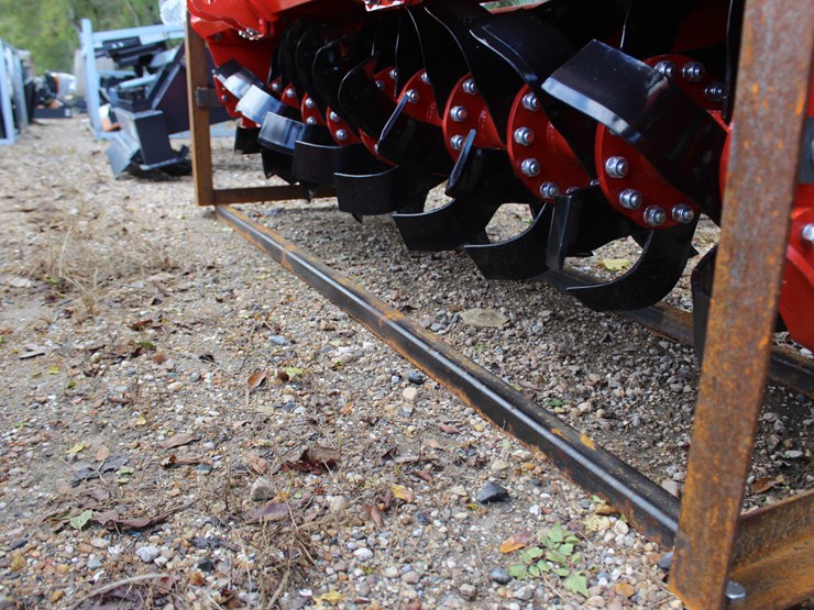 #5143-•-land-hero-rotary-riller-image-3