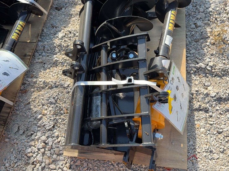 mini-excavator-attachment-set-(8-piece-kit)-image-1