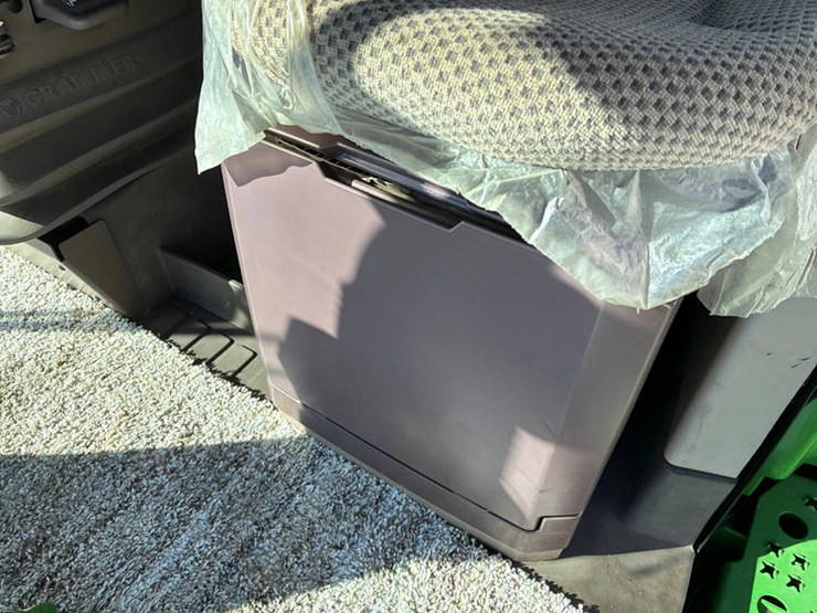 2013-john-deere-s670-image-102