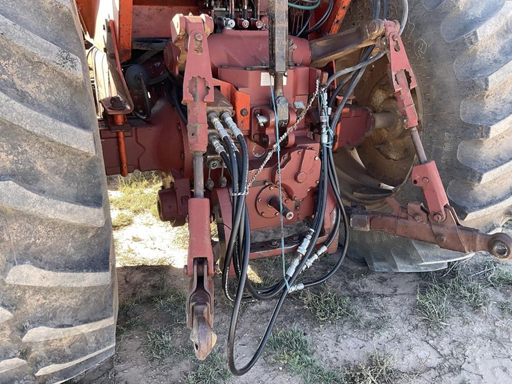allis-chalmers-7050-image-17