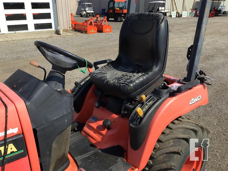 2003-kubota-bx2200-image-12