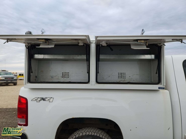 2013-gmc-sierra-2500hd-sle-image-28