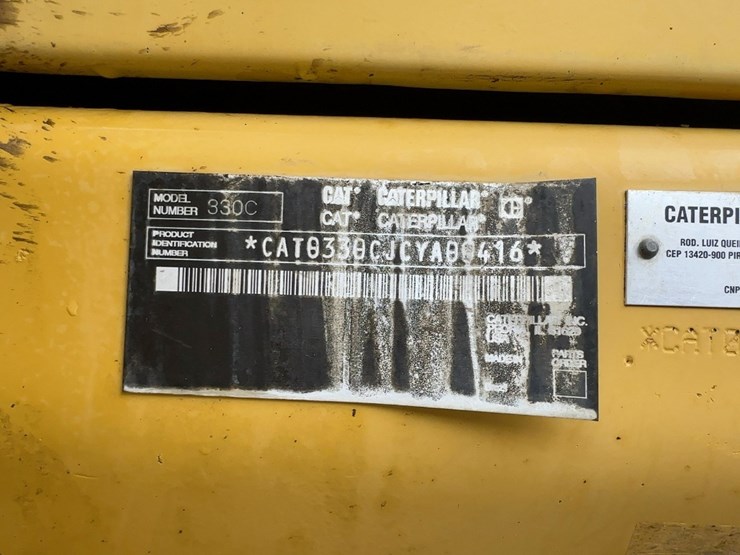 2004-caterpillar-330cl-hydraulic-excavator-image-41