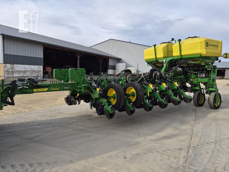 john-deere-1775-image-2