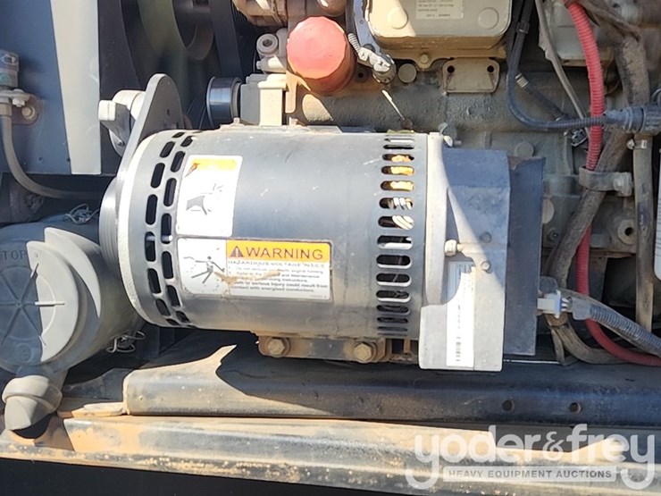 2014-jlg-800aj-image-29