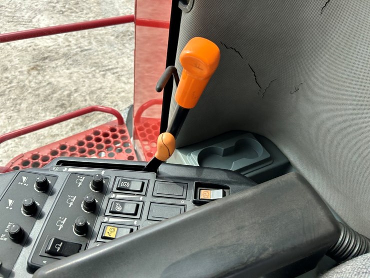 2006-case-ih-2388-image-90