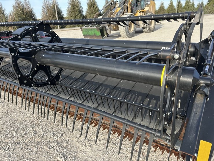 2019-mac-don-fd140-image-18