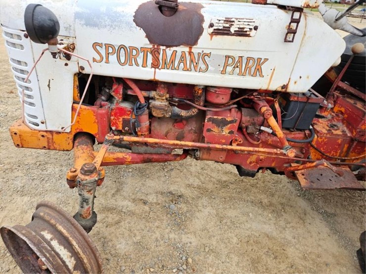 #3097-•-ih-wd4-tractor-image-12