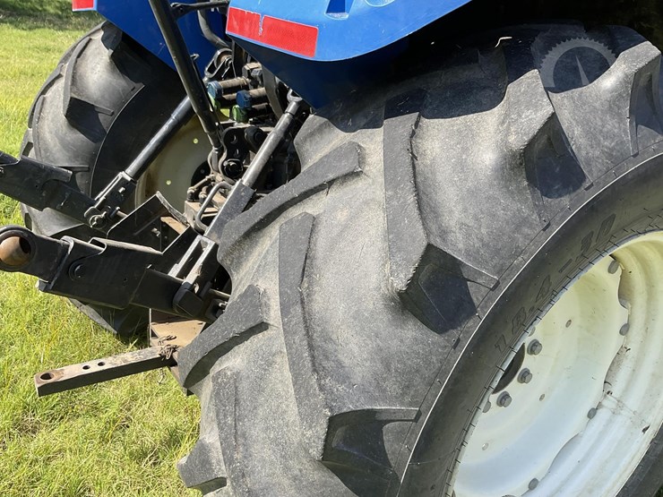 2016-new-holland-t4.100-image-10