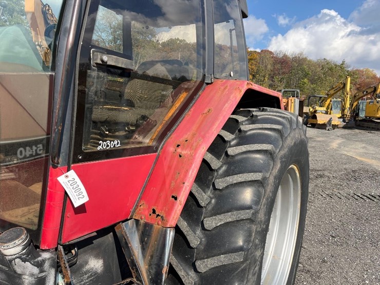 case-ih-5140-image-11